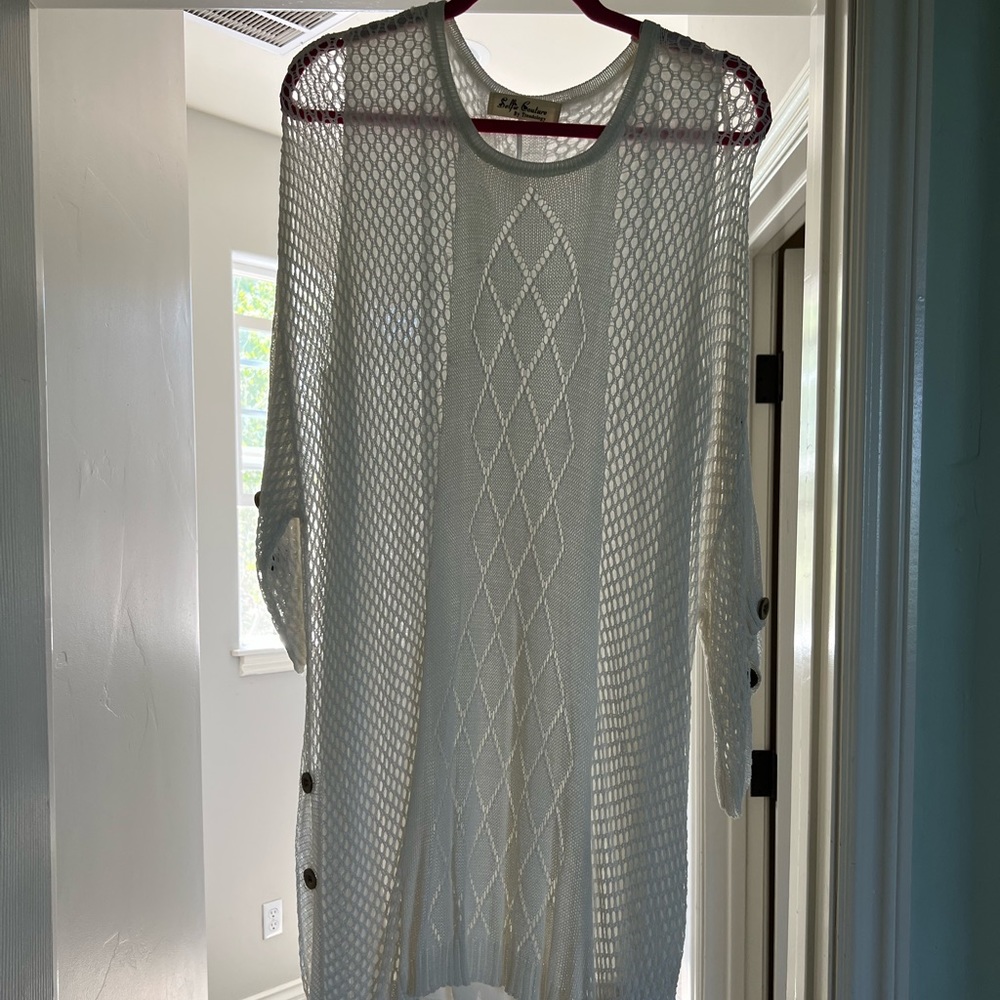 EUC Fully lined white sweater dress.